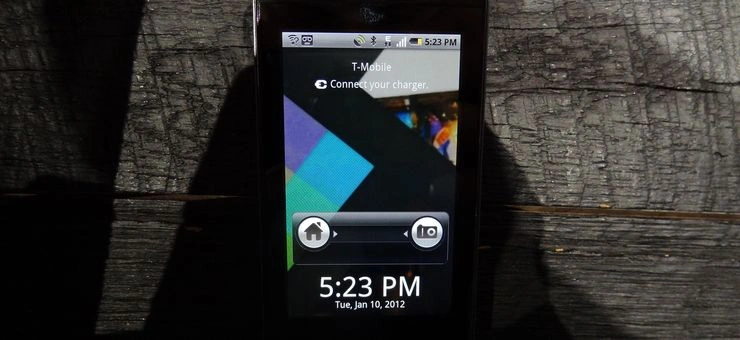 CES 2012: Polaroid wydaje androidowy aparat fotograficzny z telefonem