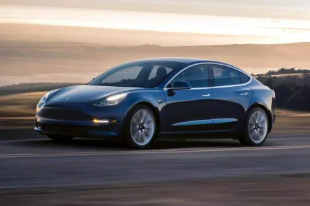 Tesla Model 3 celem hakerskiego konkursu