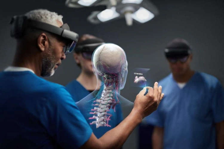 MWC 2019: Microsoft prezentuje gogle HoloLens2