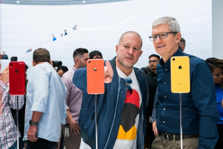 Główny projektant Apple - Jonathan Ive odchodzi z firmy po prawie 30 latach