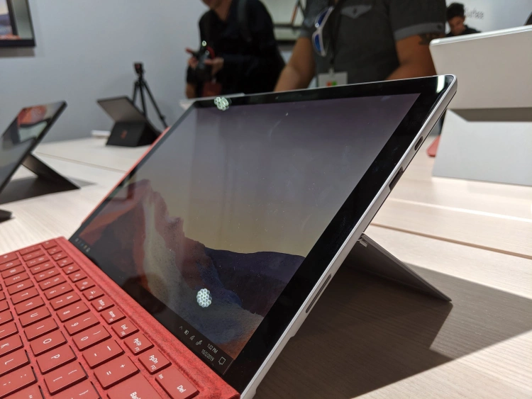 Microsoft Surface Pro 7 z procesorami Ice Lake - pierwsze wrażenia