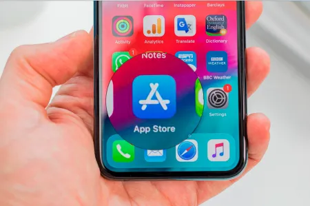 Apple uważa, że App Store to nie jedyne miejsce z aplikacjami na iPhone'a
