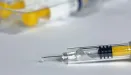 Covid – pacjenci dostają sól fizjologiczną zamiast szczepionki