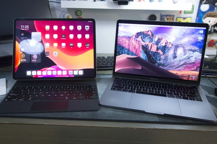 MacBook Pro 13 i iPad Pro 12,9