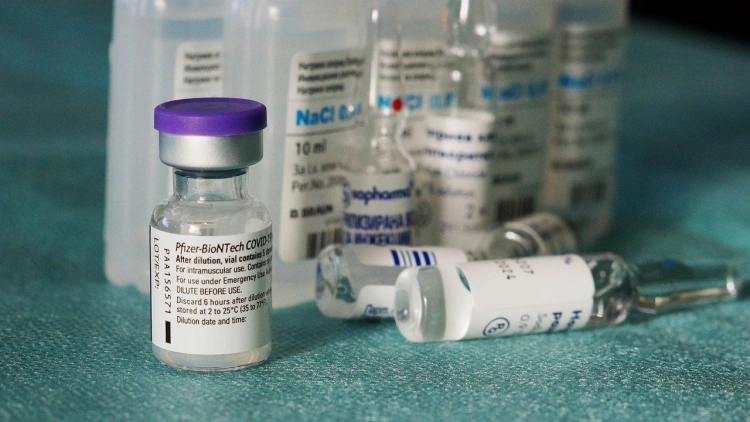 pfizer dostawy ograniczenie 1 lipca rejestracja na szczepienie szczepionki wybówr