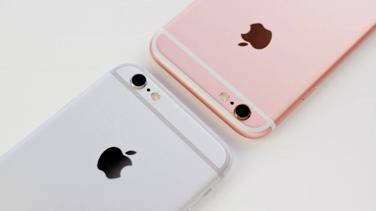 iPhone 6s w kolorze Rose Gold
Źródło: macworld.co.uk
