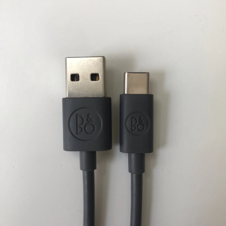 Kabel USB typu C / fot. Artur Tomala