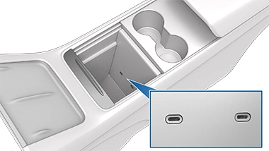 Porty USB Typu C w konsoli środkowej Modelu 3
Źródło: tesla.com
