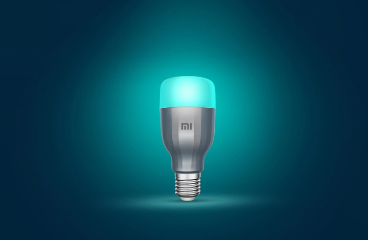Żarówka Mi LED Smart Bulb Essential RGBW