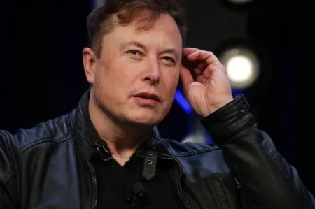 SpaceX i Tesla oskarżone przez pracowników