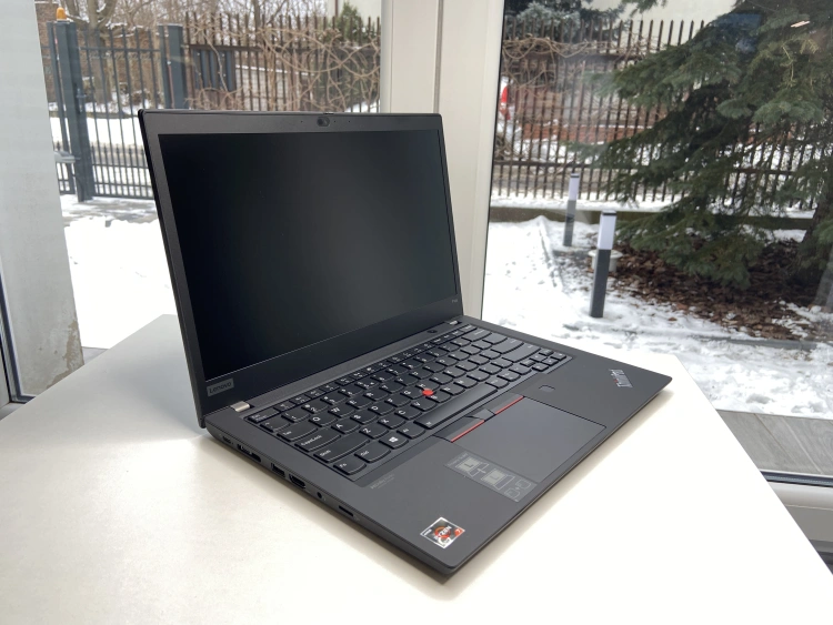 Lenovo ThinkPad P14 2. generacji
fot. Daniel Olszewski / PCWorld
