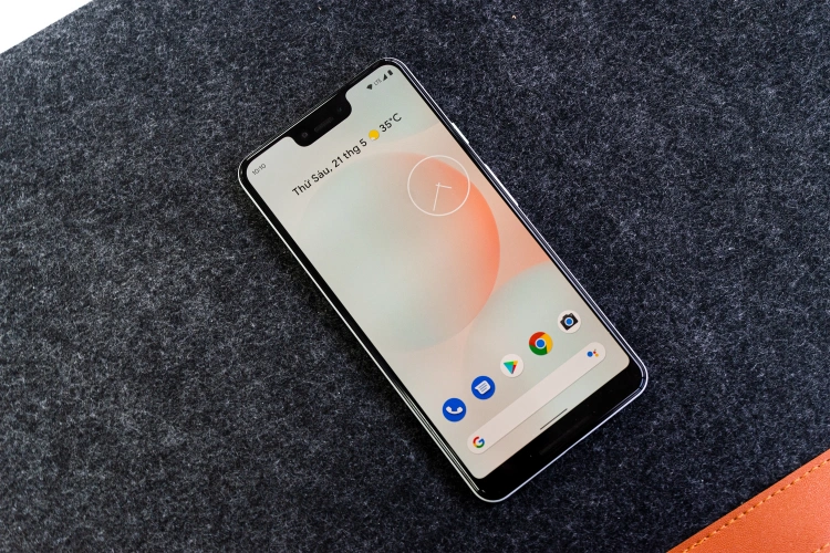 Android 12 na Pixelu 3 XL
Źródło: Đức Trịnh / Unsplash
