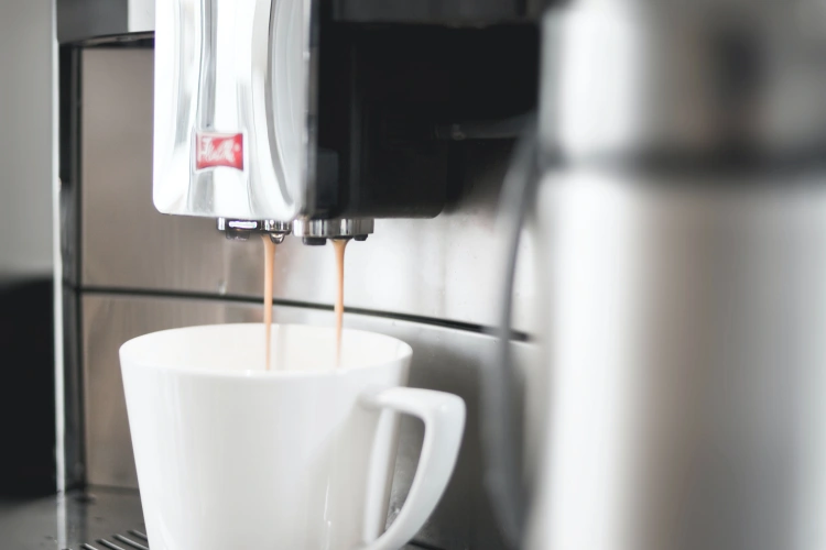 Na co zwrócić uwagę, kupując ekspres do kawy? 5 rzeczy, które warto wiedzieć