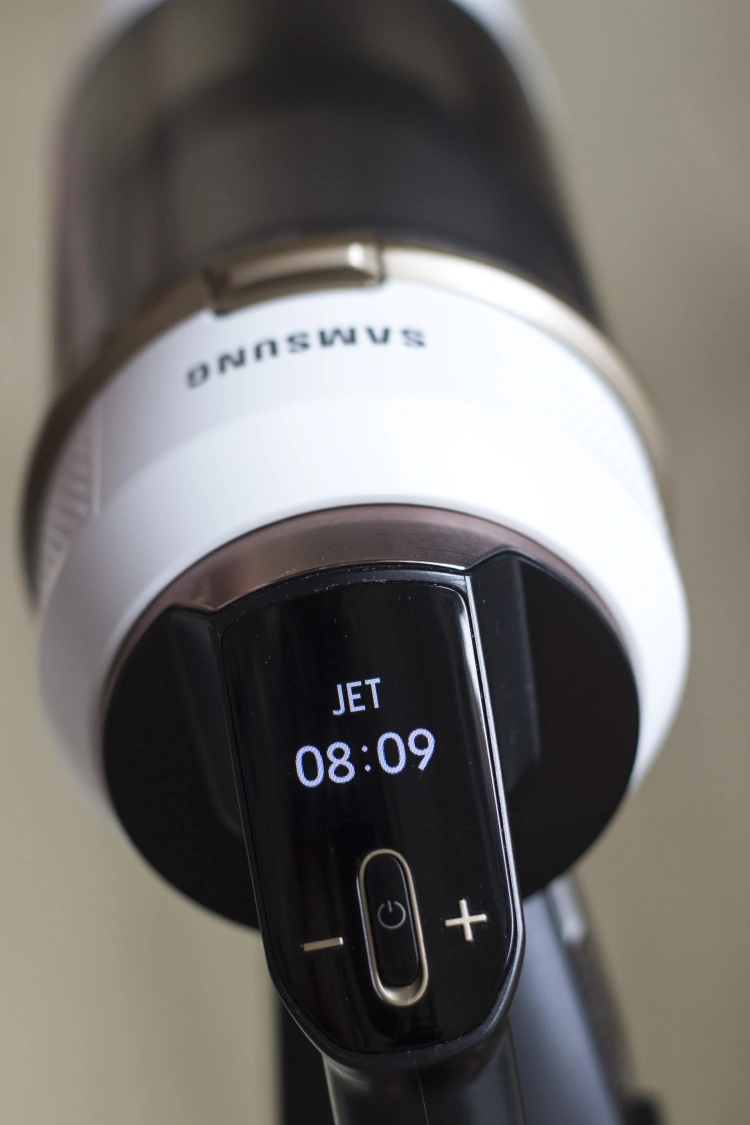 Odkurzacz bezprzewodowy Samsung BESPOKE Jet complete – czy warto go kupić? [TEST]