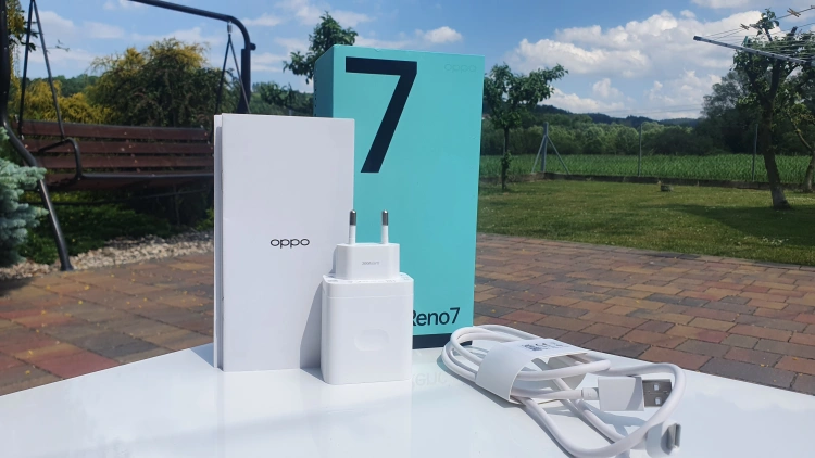 OPPO Reno7 - solidny smartfon za rozsądną cenę [RECENZJA]