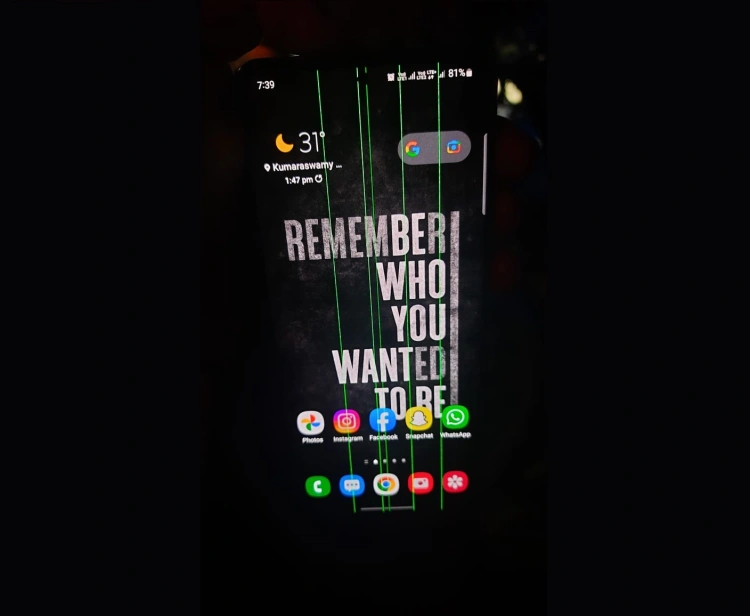Samsung Galaxy S20 Plus ekran uszkodzenie