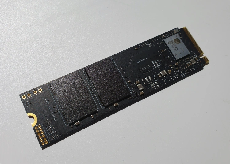 Dysk NVMe 1 TB PCIe 4.0 za mniej niż 600 zł - jak to możliwe? Test dysku LEXAR NM760