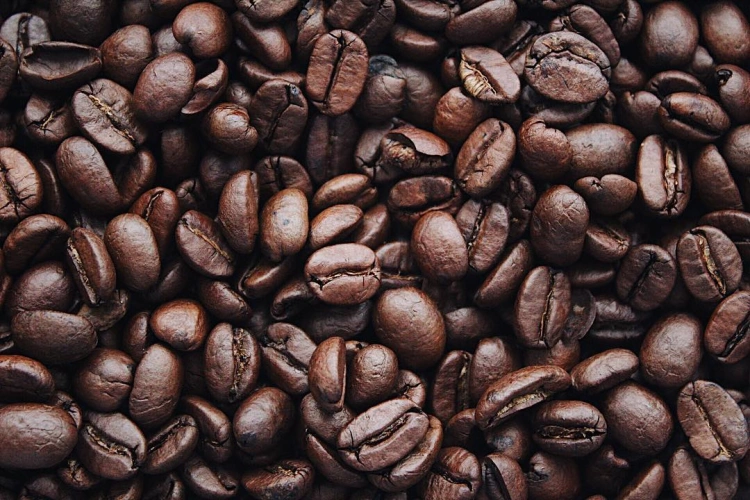 Jaki ekspres do kawy kupiłby profesjonalista? Rozmowa z baristą