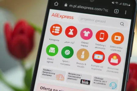 AliExpress rozdaje smartwatche praktycznie za darmo na Cyber Monday! Oto najlepsze promocje