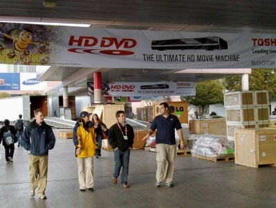 Toshiba porzuca HD DVD - koniec wojny formatów